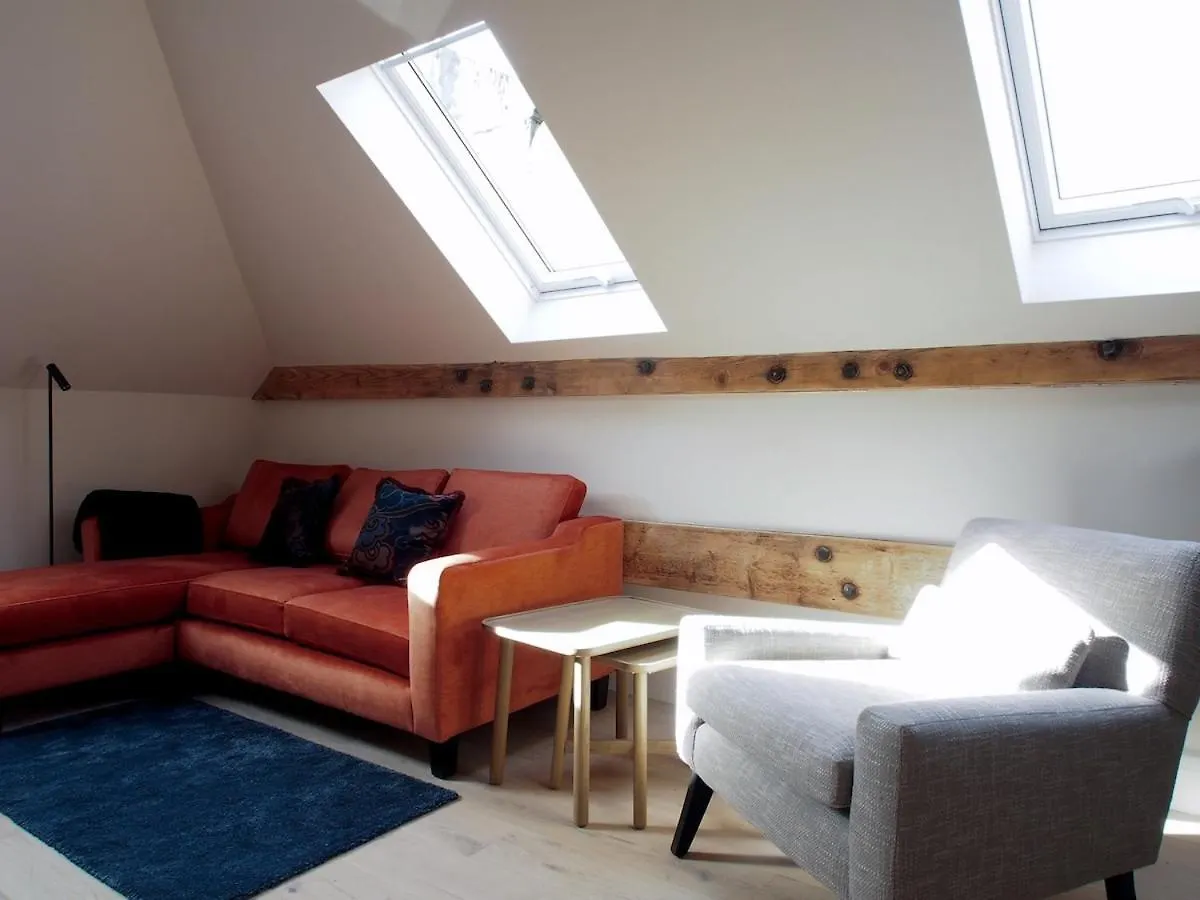 Bright & Airy Mezzanine Loft In Edinburgh - Flat 4, Elgin House Apartments 英国